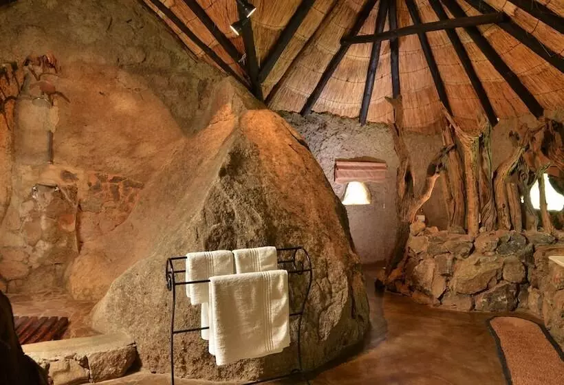 هتل Amalinda Lodge