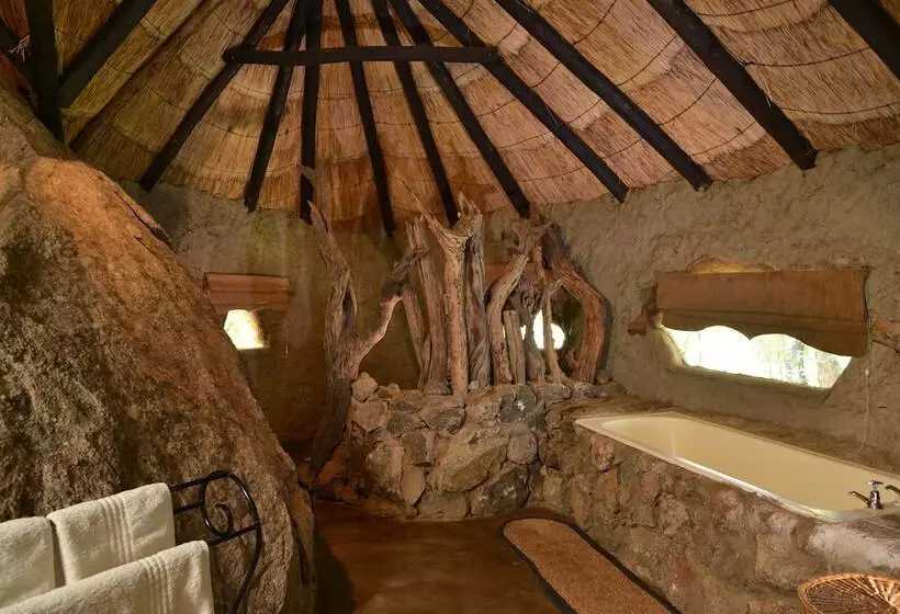 هتل Amalinda Lodge