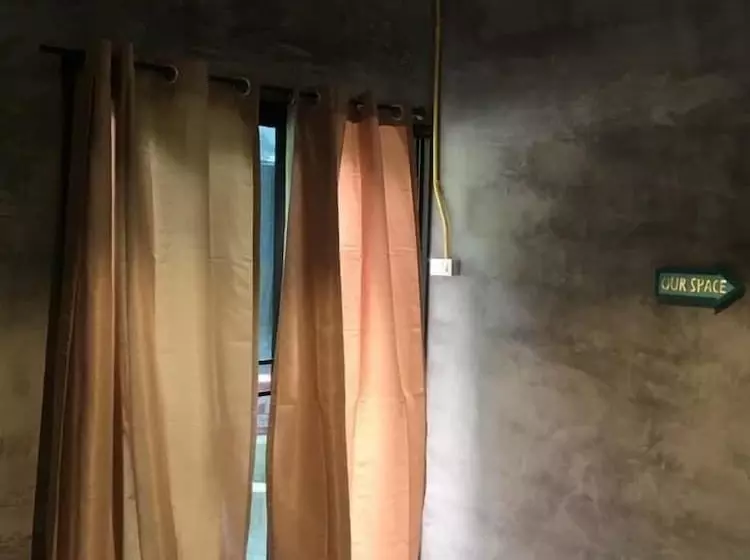 Hôtel Beachbox Kohchang