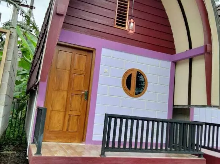 Hotel Bungalow Ungu Kebumen