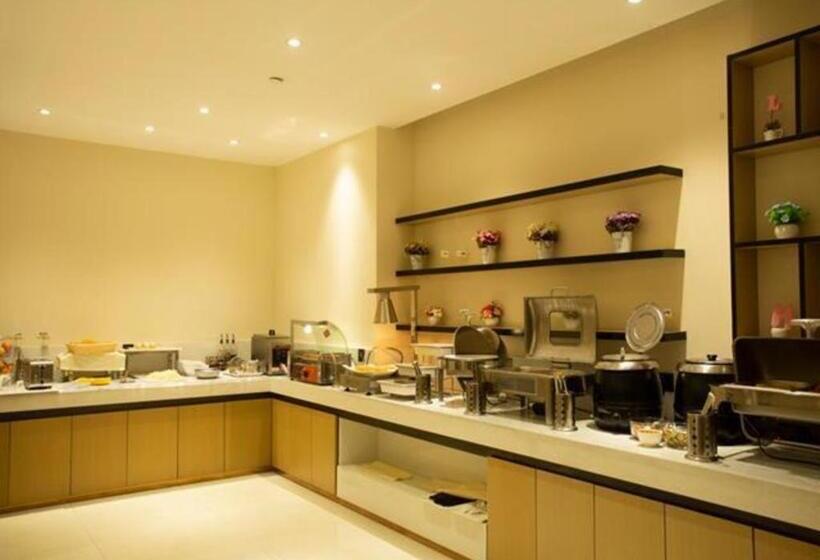 בית מלון כפרי City Comfort Inn Huanggang Luotian Yishui Waitan