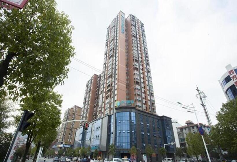 בית מלון כפרי City Comfort Inn Huanggang Luotian Yishui Waitan