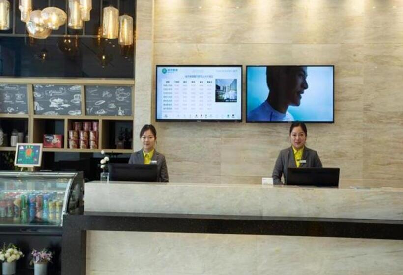 בית מלון כפרי City Comfort Inn Huanggang Luotian Yishui Waitan