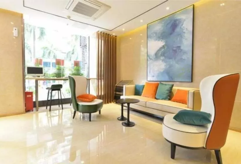 ホテル City Comfort Inn Zhuhai Qinglv Middle Road Riyuebei Grand Theater