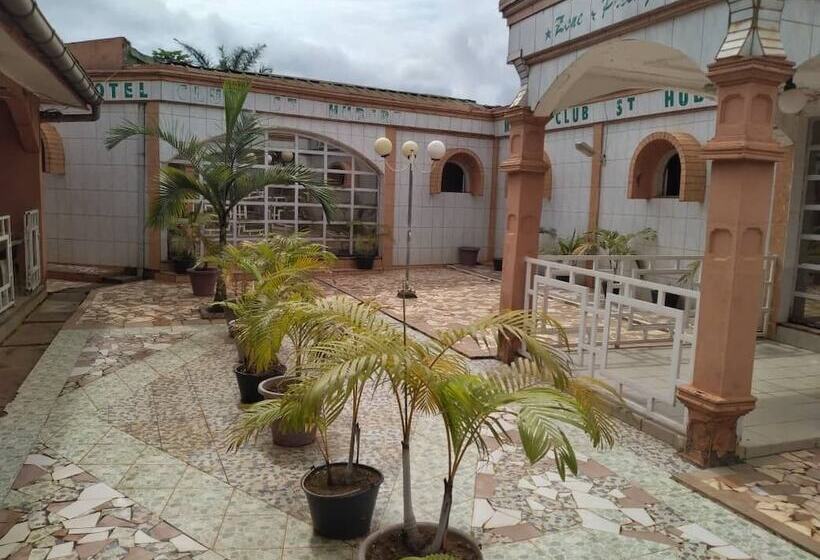 هتل Cst Hubert De Yaoundé
