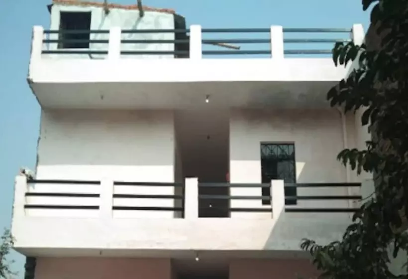 Hotelli Goroomgo Yatri Niwas Prayagraj