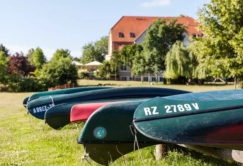 Hotelli Gutshaus Barkow