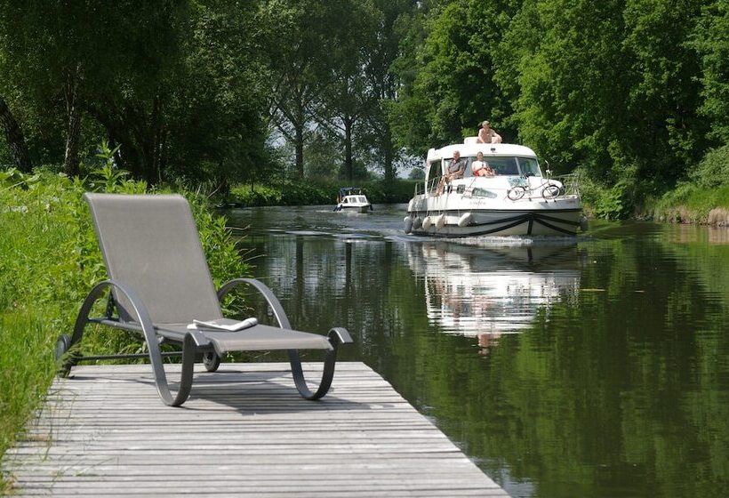 فندق Gutshaus Barkow