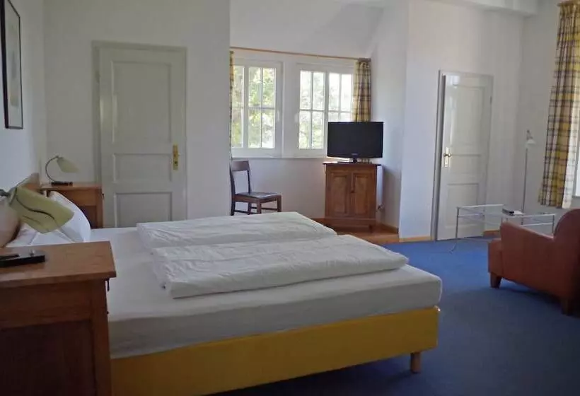 Hotelli Gutshaus Barkow