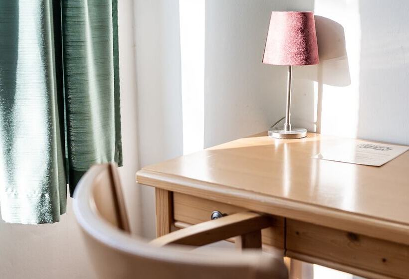 فندق Gutshaus Barkow