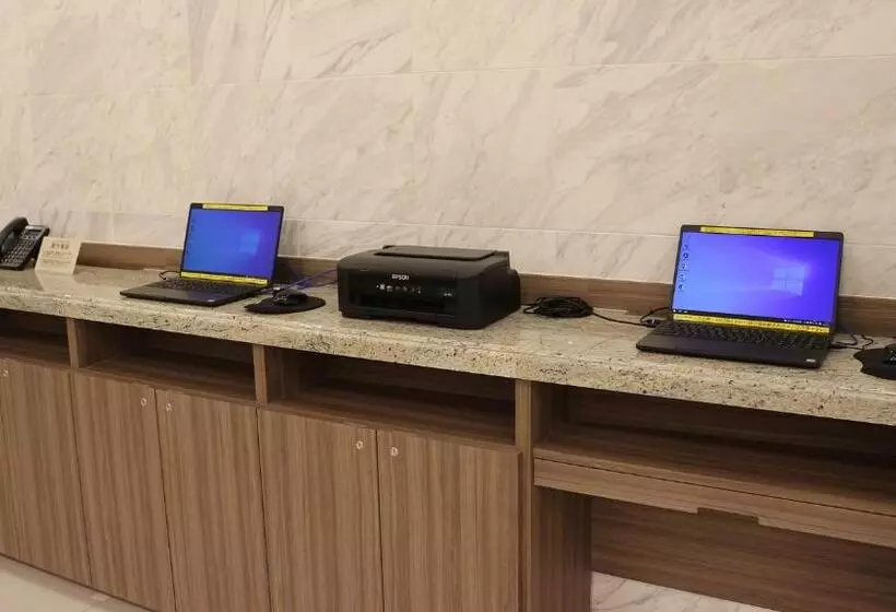 Hotelli Toyoko Inn Omiya-eki Higashi-guchi