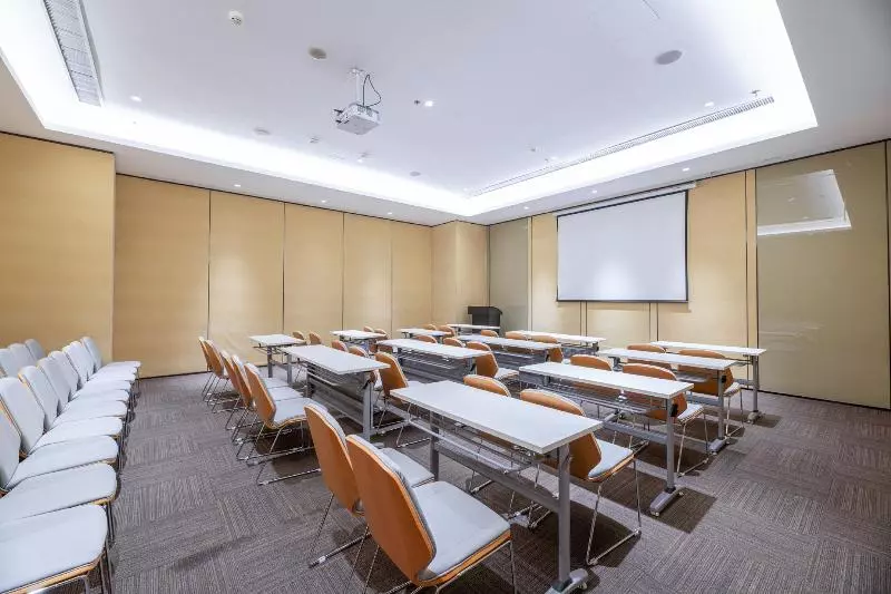 Ji Hotel Shenyang Middle Road Branch