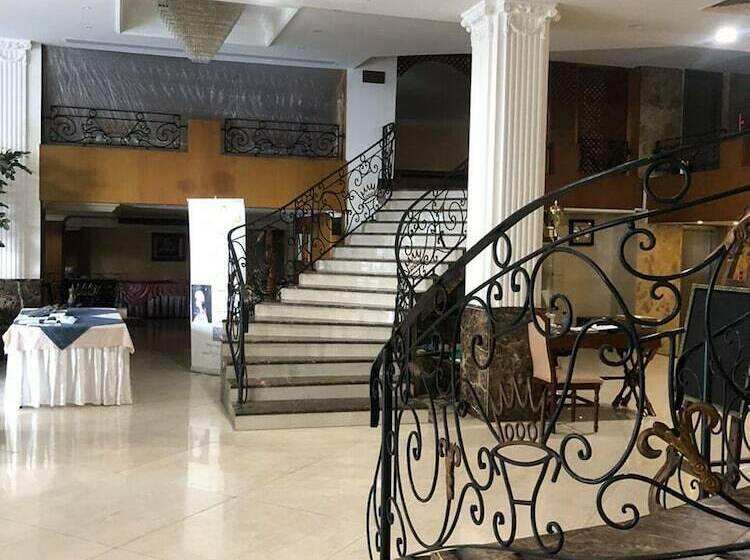 Royal El Naser Hotel By Oyo Rooms