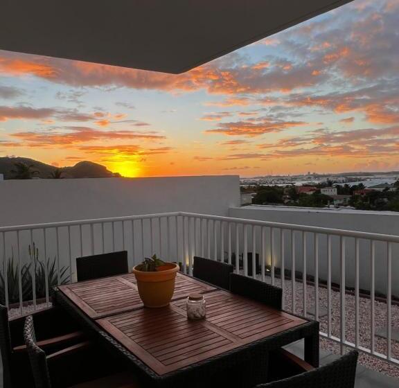 تختخواب و صبحانه Menpour Apartments Complex