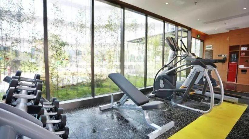 هتل Hampton By Hilton Shunde Longjiang