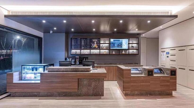 Hanting Hotel Nanjing Xiaohang Metro Station