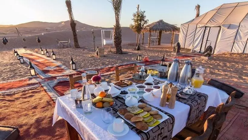 ホテル Sahara Splendor Camp