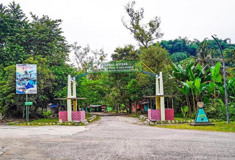 فندق Spot On 90916 Eco Tourism Geopark Rajamandala Homestay