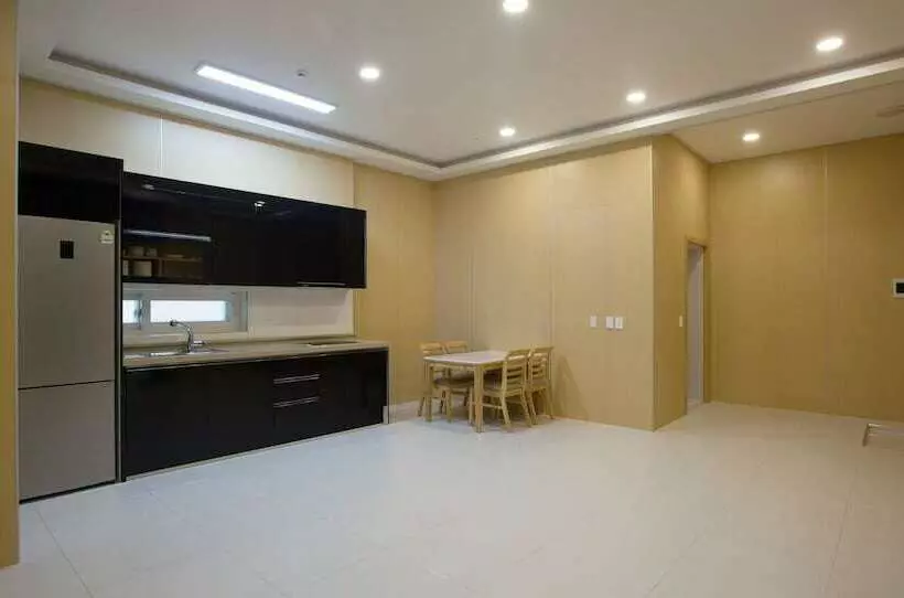 Hotelli The Mare Pool Villa Pension