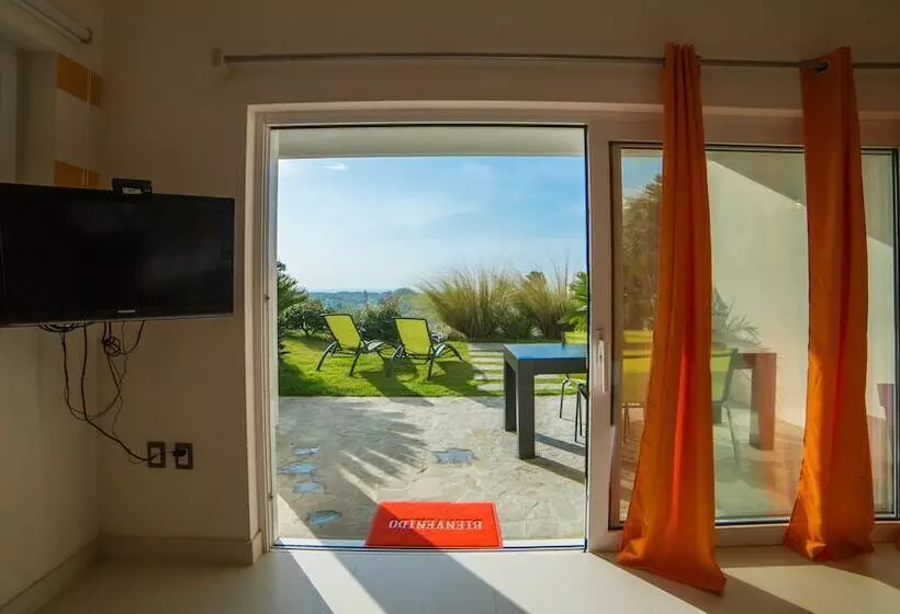 Hotelli Villas Agua Dulce   Loft La Roca