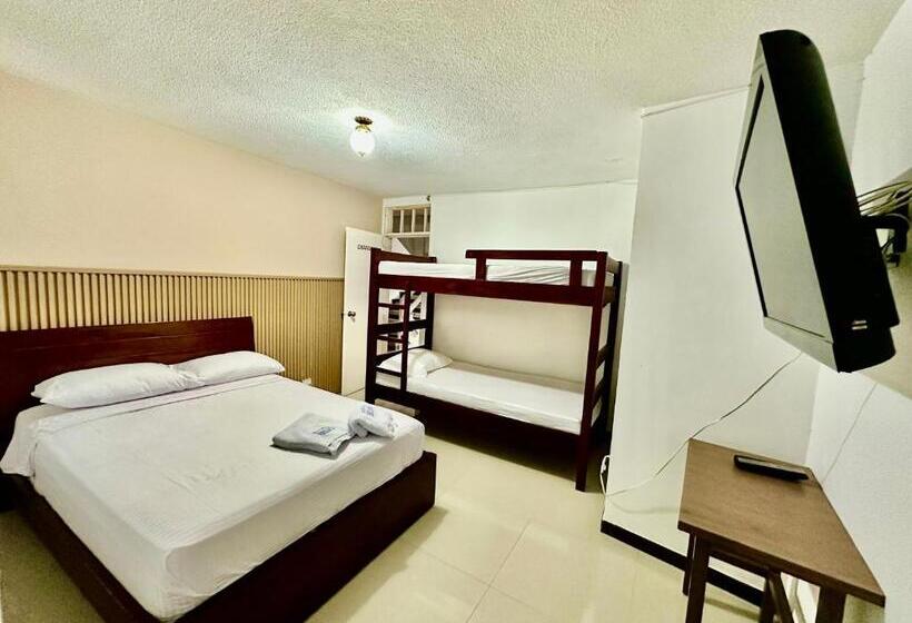 پانسیون Hostel Brisas Del Nevado