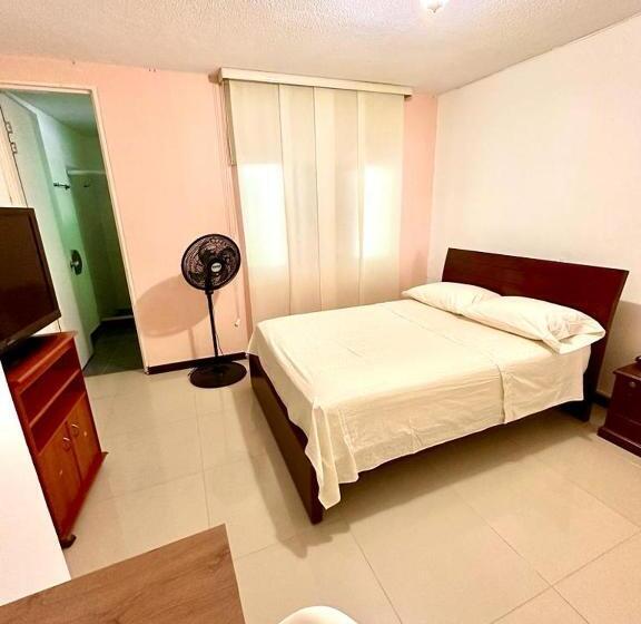 پانسیون Hostel Brisas Del Nevado