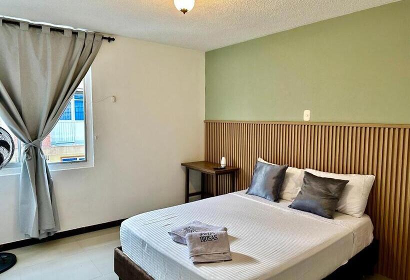 پانسیون Hostel Brisas Del Nevado