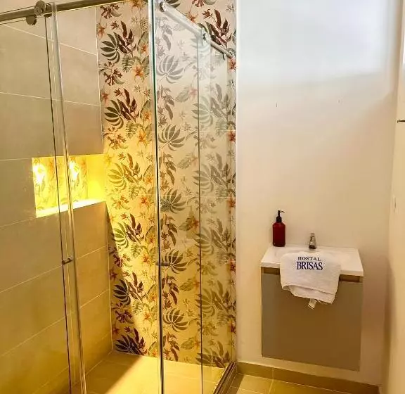 پانسیون Hostel Brisas Del Nevado