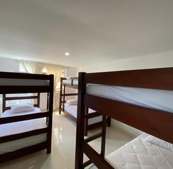 پانسیون Hostel Brisas Del Nevado