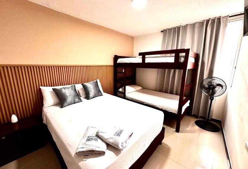 پانسیون Hostel Brisas Del Nevado