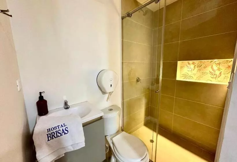 پانسیون Hostel Brisas Del Nevado