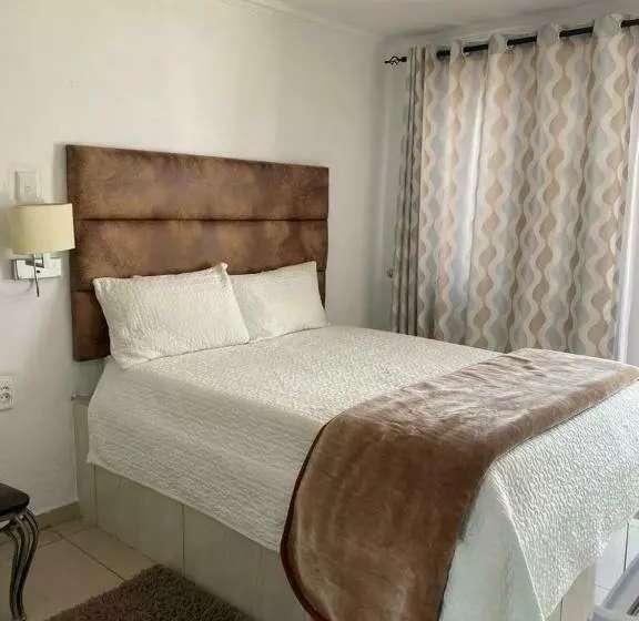 Pension Royal Chestnut Guesthouse