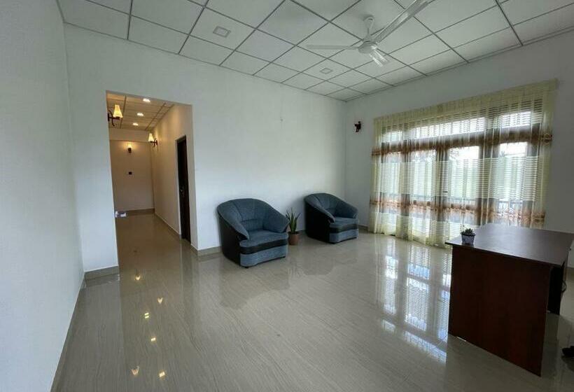 Pension Theon Resort