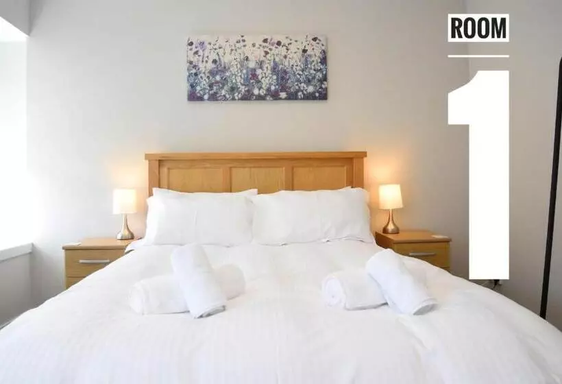 هاستل Rooms On The High Street