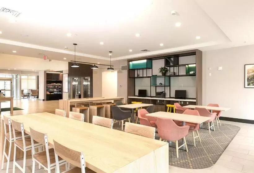 ホテル Holiday Inn & Suites Detroit   Troy, An Ihg