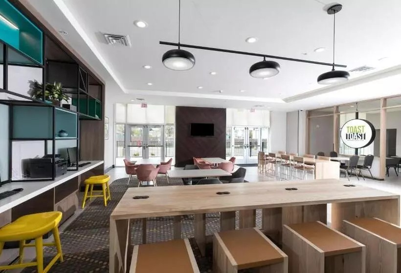 ホテル Holiday Inn & Suites Detroit   Troy, An Ihg