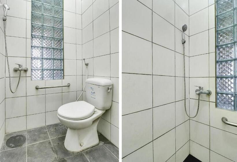 בית מלון כפרי Oyo 90892 My Guest House Syariah