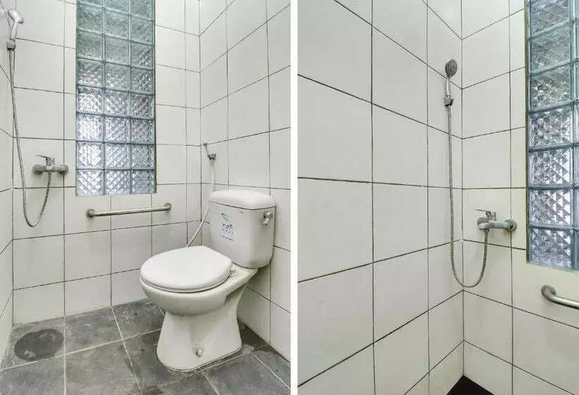 Hotelli Oyo 90892 My Guest House Syariah