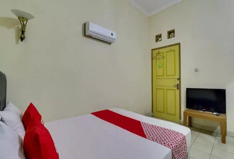 Hotelli Oyo 90892 My Guest House Syariah