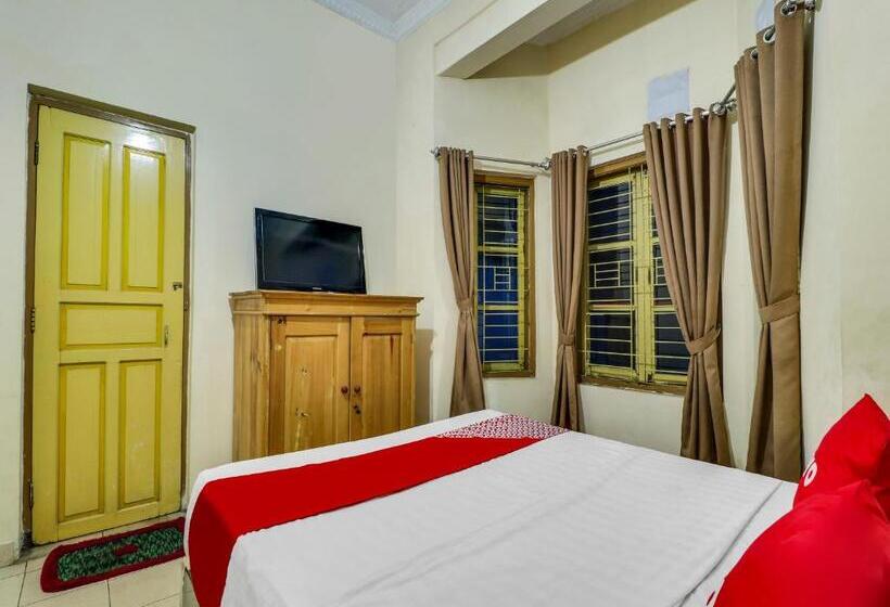 בית מלון כפרי Oyo 90892 My Guest House Syariah