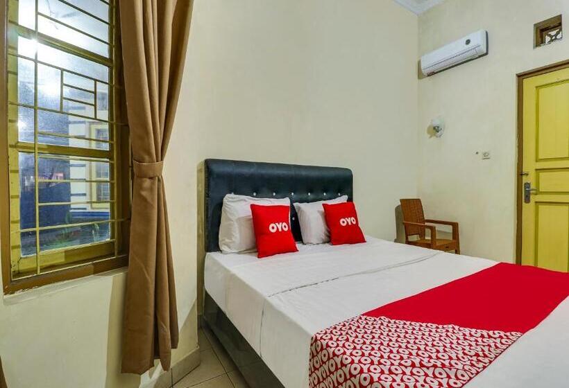 בית מלון כפרי Oyo 90892 My Guest House Syariah