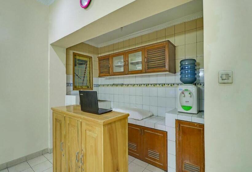 בית מלון כפרי Oyo 90892 My Guest House Syariah