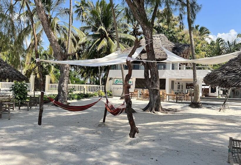 فندق Seashore Beach