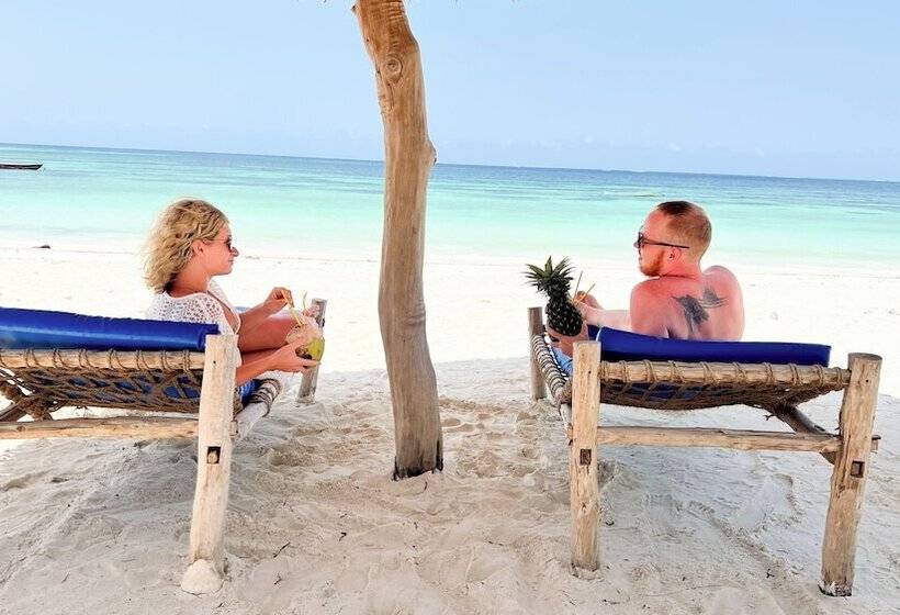 فندق Seashore Beach