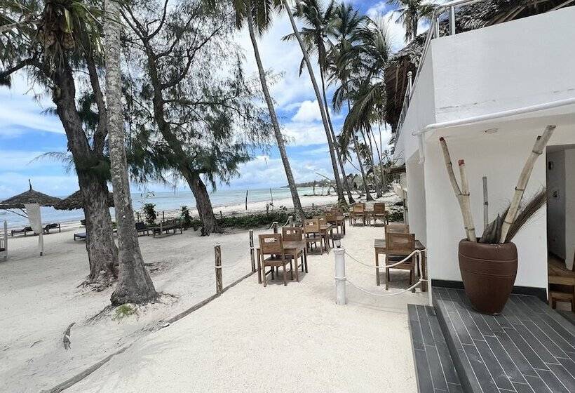 فندق Seashore Beach