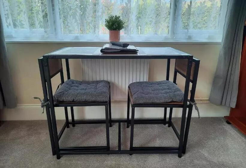 Majatalo Greenlands Guest House