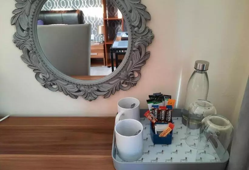 Majatalo Greenlands Guest House