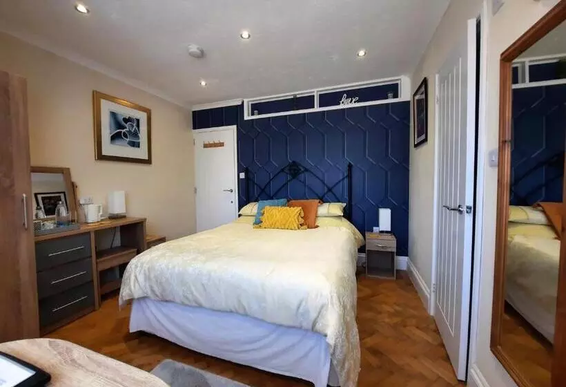 Majatalo Greenlands Guest House