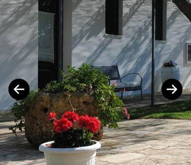 פנסיון Room In B&b   Spacious Quadruple Room In Ancient Masseria Near The Sea In A Quiet Olive Trees