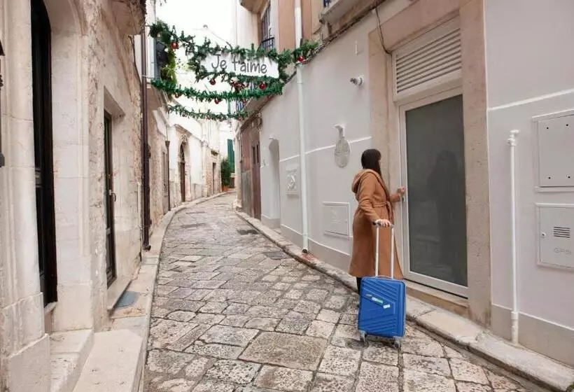 Aamiaismajoitus (B&B) Je T Aime Luxury Suite And Relax